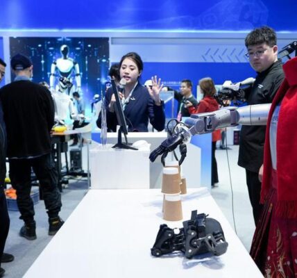 (Multimedia) Compañías de EE. UU. reconocen fortalezas de economía y sistema de innovación chinos, afirma presidente de USCBC 3 1 22