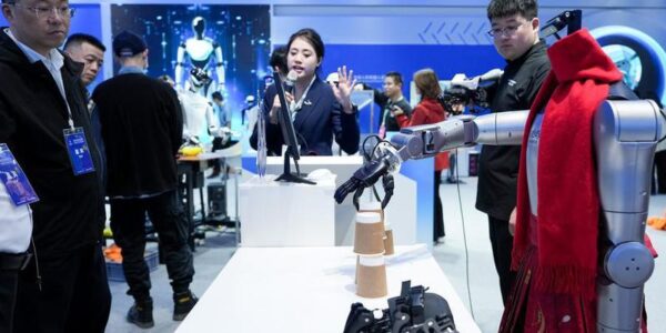 (Multimedia) Compañías de EE. UU. reconocen fortalezas de economía y sistema de innovación chinos, afirma presidente de USCBC 15 1 22