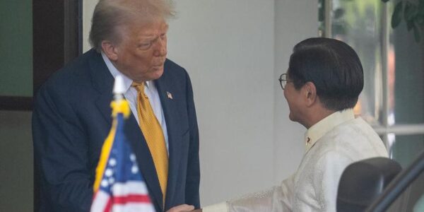(Multimedia) Trump anuncia acuerdo comercial tras reunión con presidente de Filipinas 12 1 8 1