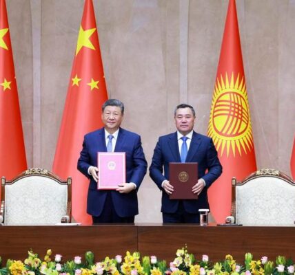 (Multimedia) Canciller chino dice que visita de Xi a Kirguistán promueve buena vecindad y amistad permanentes 5 10 1 12