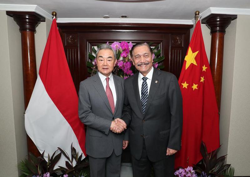 (Multimedia) Canciller chino afirma que cooperación entre China e Indonesia sirve de ejemplo para Sur Global 1 10 7 9