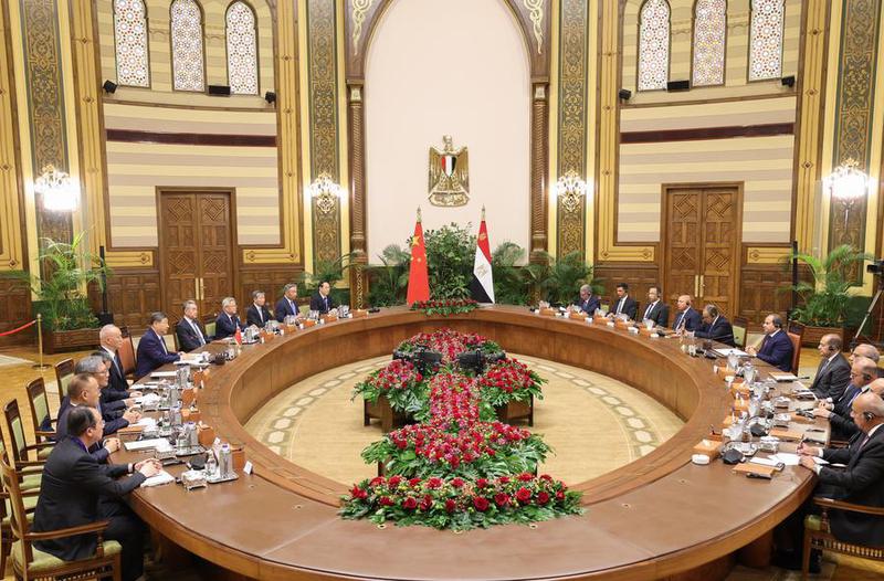 (Multimedia) Canciller chino dice que propuesta de cuatro puntos de Xi brinda una solución china para la paz y estabilidad en Medio Oriente 1 12 1 13