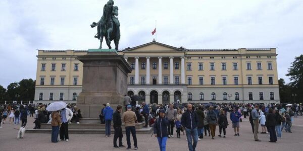 (Multimedia) Fallece el rey Harald V de Noruega a los 89 años y le sucede en el trono el príncipe heredero Haakon 15 13 8 9