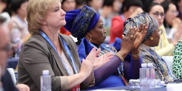 (Multimedia) Comentario: Se necesitan más medidas conjuntas para promover el desarrollo de las mujeres en todo el mundo 13 16 3 2