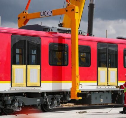 (Multimedia) Presidente colombiano destaca avances en construcción del Metro de Bogotá 2 2 1 10