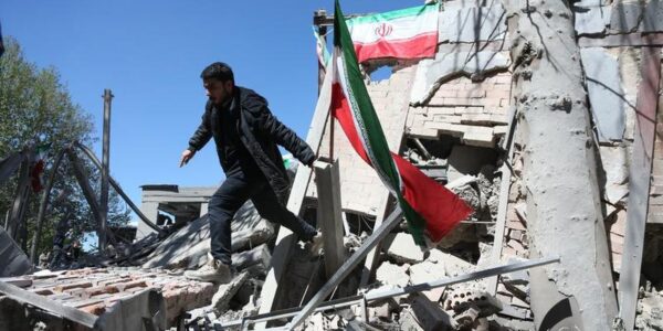 (Multimedia) Canciller iraní advierte a EE. UU. contra acciones "temerarias" 14 2 22