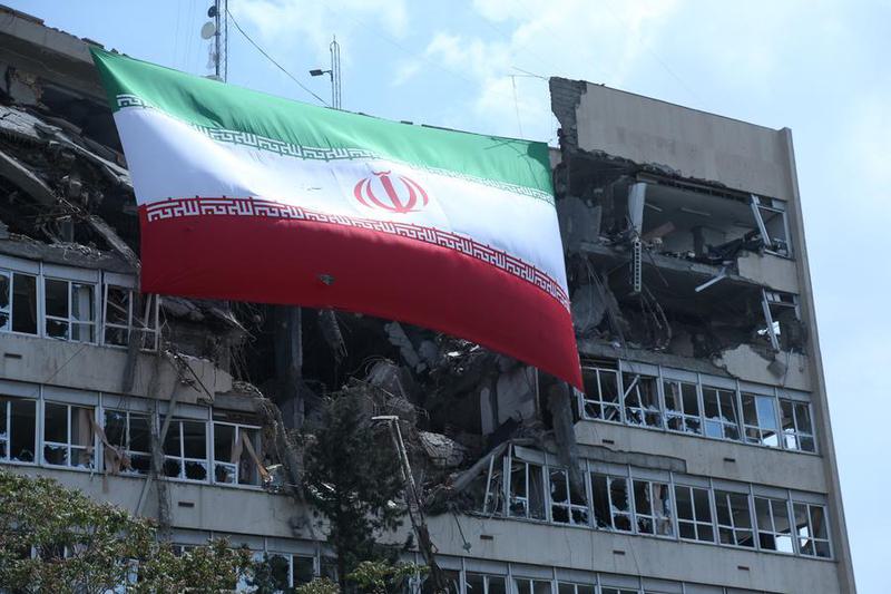 (Multimedia) Irán considerará un "acto de guerra" toda participación en operación económica de EE. UU., dice funcionario iraní 1 23 1 10