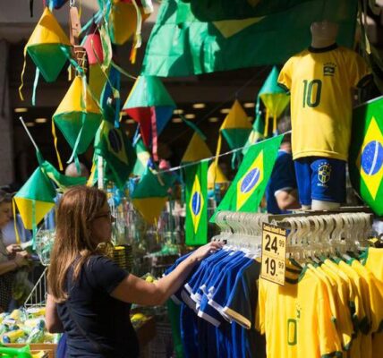 (Multimedia) Mercado financiero de Brasil reduce previsión de inflación para 2026 ante efecto de política monetaria restrictiva 3 33 15