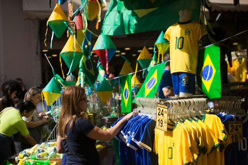 (Multimedia) Mercado financiero de Brasil reduce previsión de inflación para 2026 ante efecto de política monetaria restrictiva 1 33 15