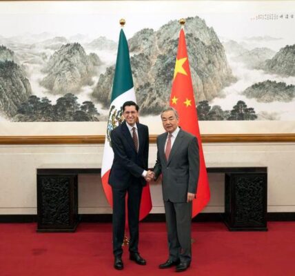 (Multimedia) Máximo diplomático de China sostiene conversaciones con secretario de Relaciones Exteriores mexicano 3 34 12