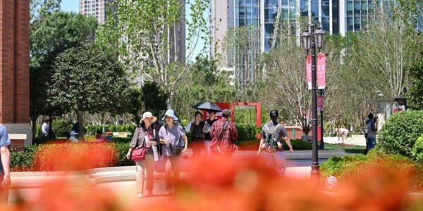 (Multimedia) Avance: Condiciones de vivienda en China mejoraron aún más durante período 2021-2025, afirma ministro 13 36 7