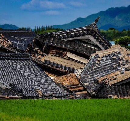 (Multimedia) Ascienden a 38 los fallecidos por terremoto en Kumamoto, Japón 5 4 21