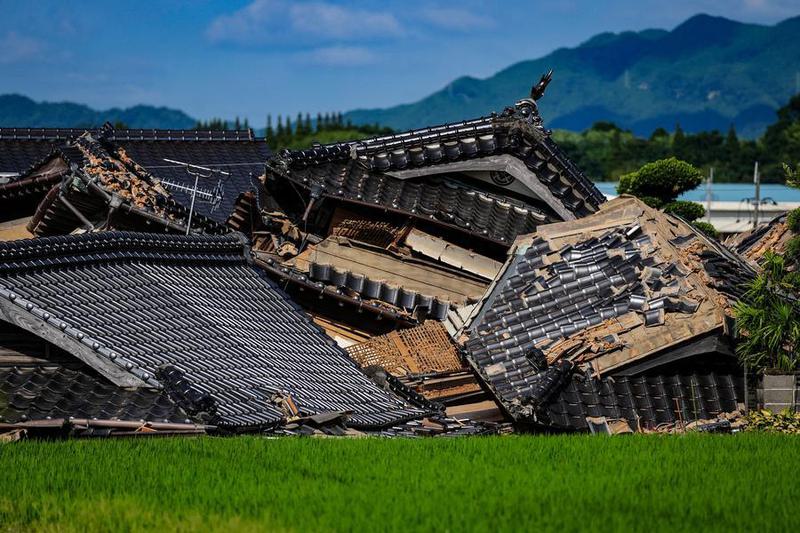 (Multimedia) Ascienden a 38 los fallecidos por terremoto en Kumamoto, Japón 1 4 21