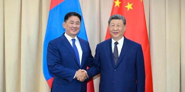 (Multimedia) Xi dice que China está dispuesta a avanzar de la mano en camino de modernización con Mongolia 13 4 22
