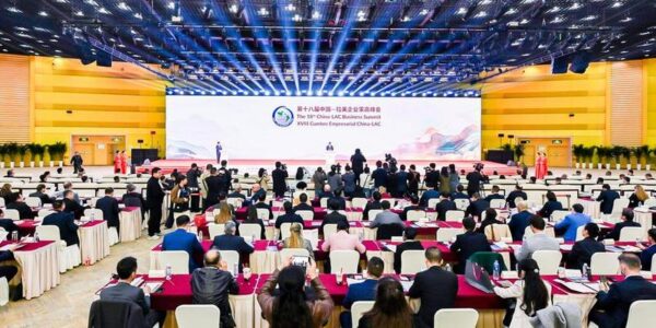 Especial: Cooperación económica China-ALC se acelera potenciada por innovación e inteligencia 15 45 7