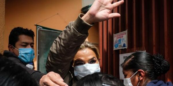 Tribunal de Justicia de Bolivia anula sentencia contra la expresidenta Áñez y dispone su libertad 12 48 7