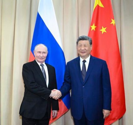 (Multimedia) Xi espera cimientos más sólidos y futuro más brillante para relaciones entre China y Rusia 3 5 22