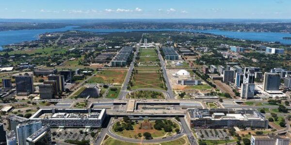 (Multimedia) Brasil pone en vigor plan logístico hasta 2050 con inversiones por 237.000 millones de dólares 10 5 4 10