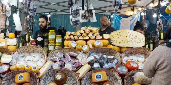 (Multimedia) Actividad económica de Argentina acumula crecimiento de 6,1% en primeros cinco meses 11 52 2 1