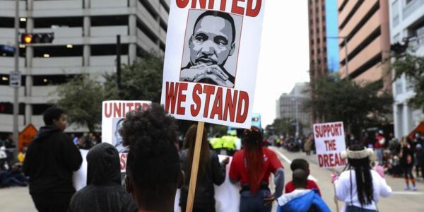 Administración Trump publica expedientes sobre asesinato de Martin Luther King Jr. 13 57 1 1