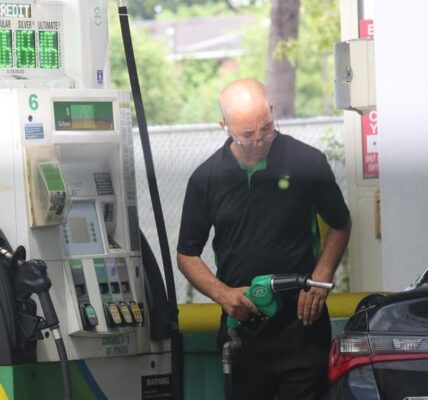 (Multimedia) Urgente: OPEP+ aumentará límite de producción de petróleo en 188.000 barriles diarios en septiembre 4 6 23