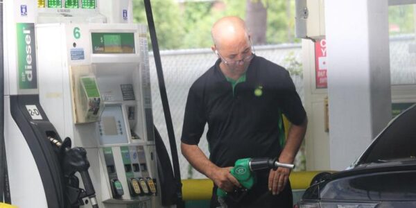 (Multimedia) Urgente: OPEP+ aumentará límite de producción de petróleo en 188.000 barriles diarios en septiembre 14 6 23