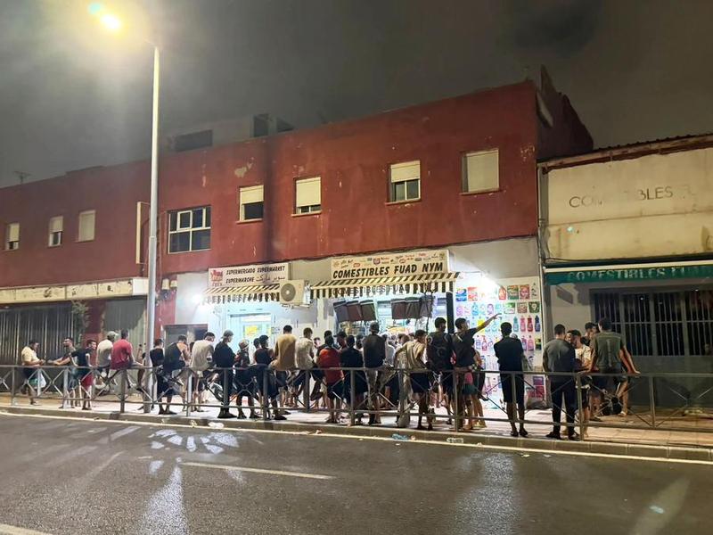 España reporta regreso de la mayoría de migrantes desde Ceuta a Marruecos 1 63 7