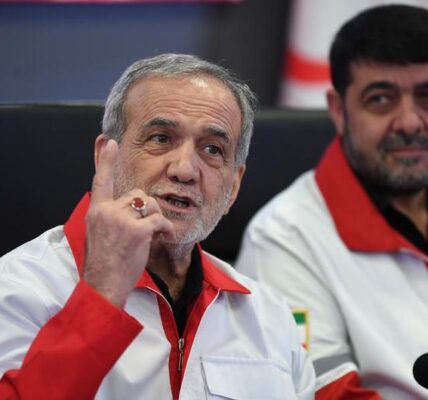 (Multimedia) Presidente de Irán afirma que negociar con Estados Unidos no significa rendirse 2 8 6 8