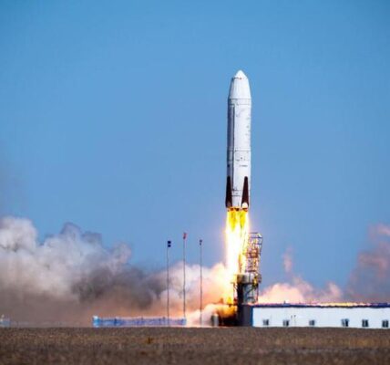 (Multimedia) Empresa espacial comercial china completa prueba de larga duración de motor de cohete reutilizable 3 8 7 9