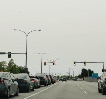 Columbia Británica de Canadá declara estado de emergencia por incendio forestal 2 84 5