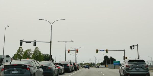 Columbia Británica de Canadá declara estado de emergencia por incendio forestal 10 84 5