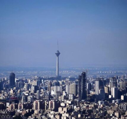 Irán continuará camino de paz si EE.UU. UU. genera confianza, señala presidente 2 85 5
