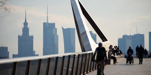 (Multimedia) Premier de Polonia anuncia gran reorganización del Gabinete para racionalizar Gobierno 16 21 9