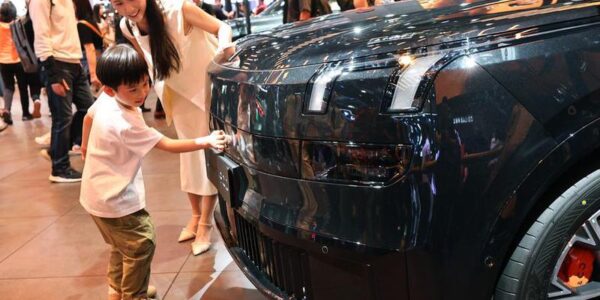 Mercado automotor de China mantiene fuerte crecimiento en primer semestre 14 76 1