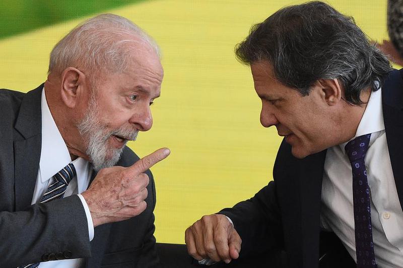 (Multimedia) Ministro de Hacienda de Brasil pide unidad a empresarios y dirigencia para enfrentar el tarifazo de Trump 1 1 2