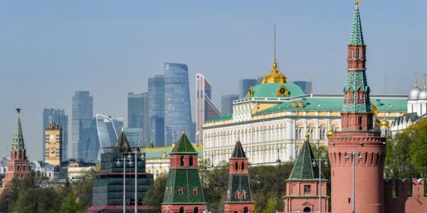 (Multimedia) El Kremlin afirma que negociaciones con Ucrania están en pausa 13 16 10