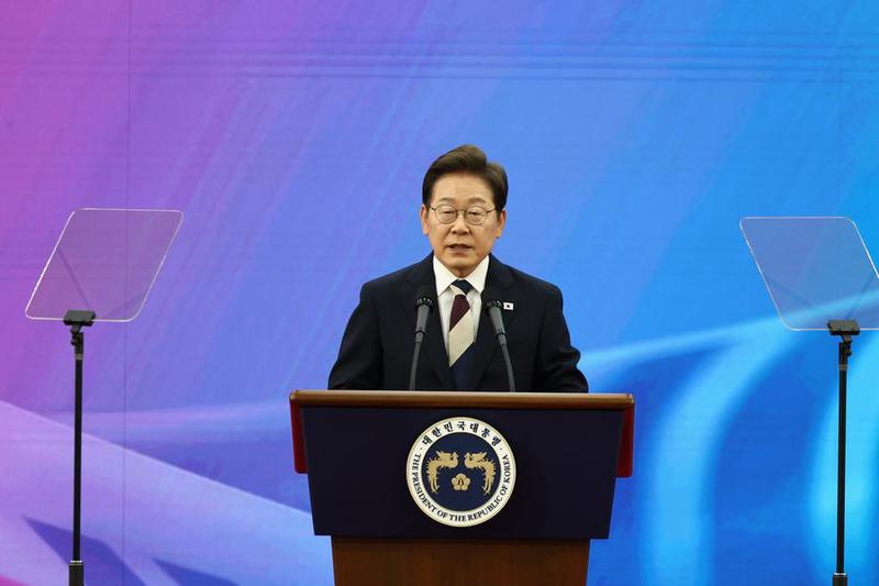 (Multimedia) Índice de aprobación del presidente surcoreano cae al 65,2 por ciento, según encuesta 1 21 3 2