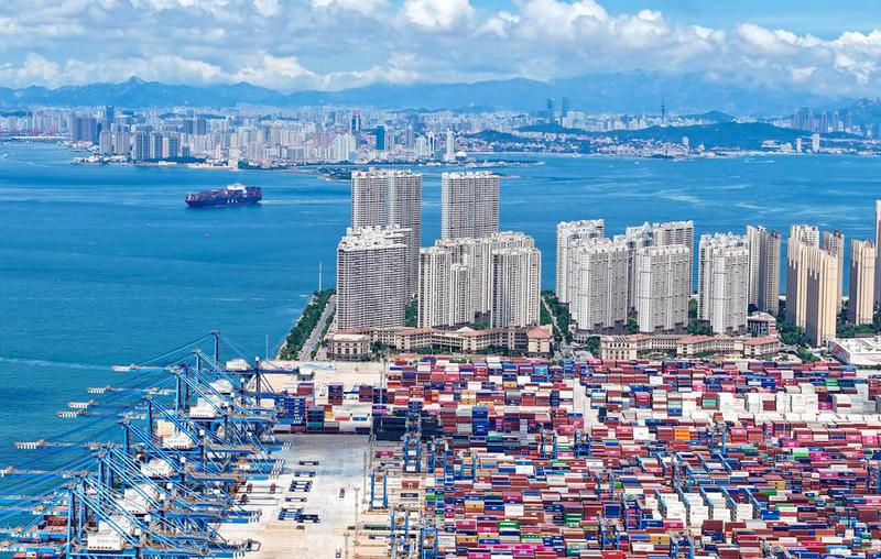Xinhua Commentary: China has much to offer for those investing long-term in land of opportunity 1 22 2 2