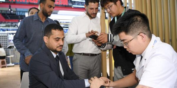 Digital intelligence propels traditional Chinese medicine onto global stage 25 24 1 2