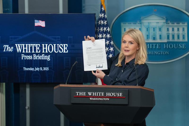 (Multimedia) Trump afirma que Putin no necesita reunirse con Zelensky antes de verlo 1 25 2