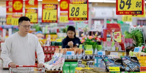 (Multimedia) Sectores mayorista y minorista de China registran crecimiento sostenido en primeros tres trimestres 13 30 7