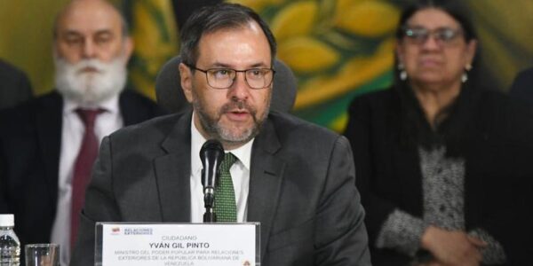 (Multimedia) Canciller venezolano reitera sobre "falsa bandera" de operación de EEUU en el Caribe 11 40 5