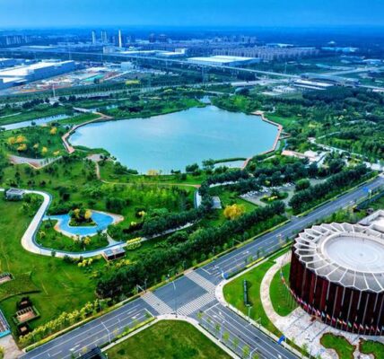 (Multimedia) Número de nuevas empresas con inversión extranjera aumenta 16,2% en China en período enero-septiembre 3 41 5