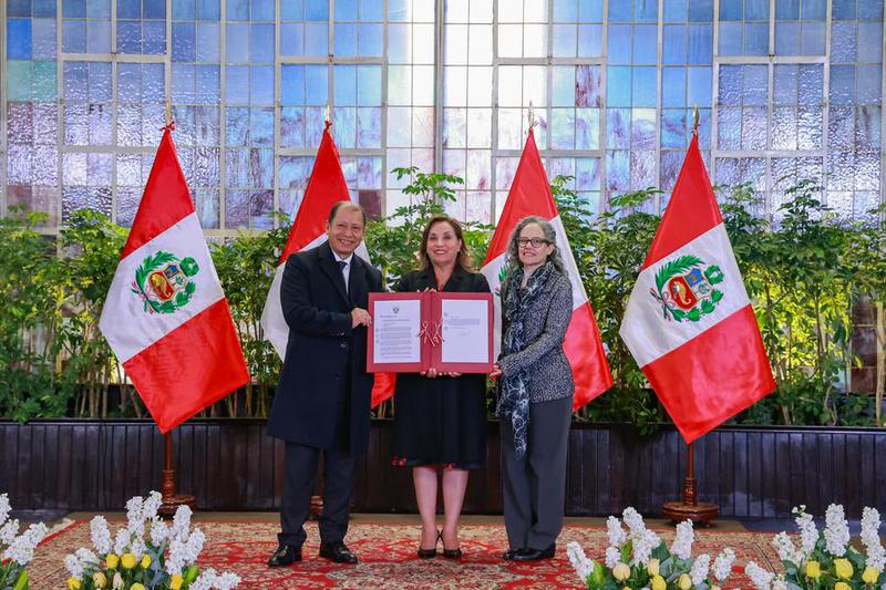 (Multimedia) Boluarte anuncia creación de Comisión Multisectorial para Formalización Laboral en Perú 2 5 4 1