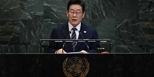 (Multimedia) Presidente surcoreano promete construir la paz basada en una seguridad sólida 12 9 11