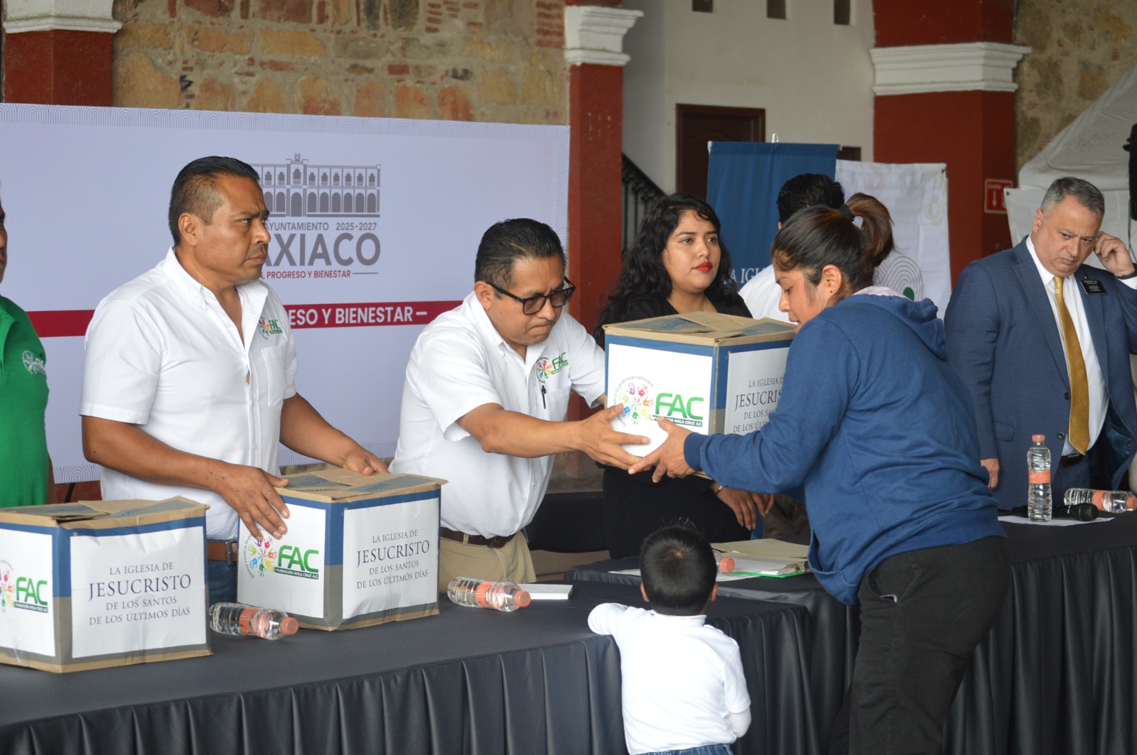 Combaten desnutricion en Region Mixteca de