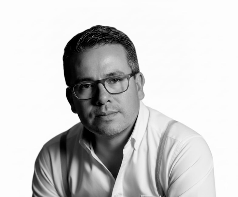 Focus Group/ Enrique Alfaro, entre la política, el fútbol y el narco 1 Focus 3