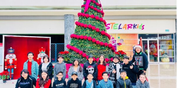 La comunidad perteneciente al Instituto Sanford Torreon participo en actividades navidenas
