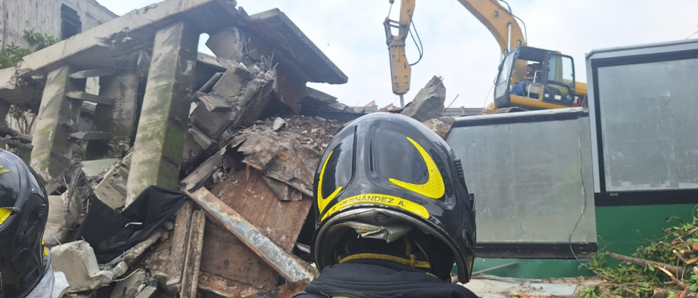 Derrumbe en Escandón: 15 trabajadores ilesos y un motociclista policontundido en la Miguel Hidalgo 1 2026 08 11t130336