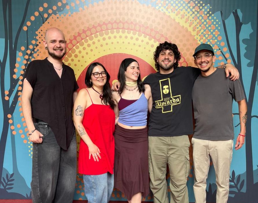 Tinskani tiene estreno exitoso en GIFF, con su choque emocional detrás de la nota roja 1 PHOTO 2026 08 06 12 50 36